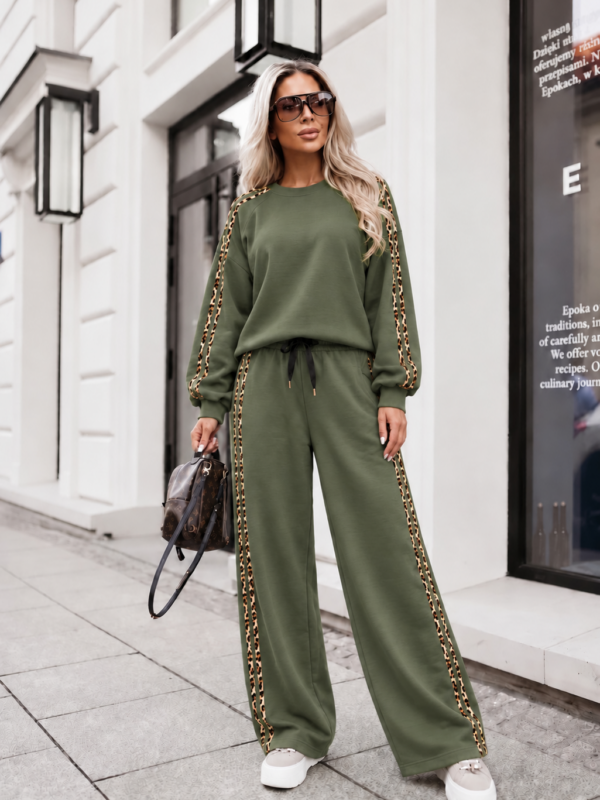 Σετ φόρμας με leopard ρίγες