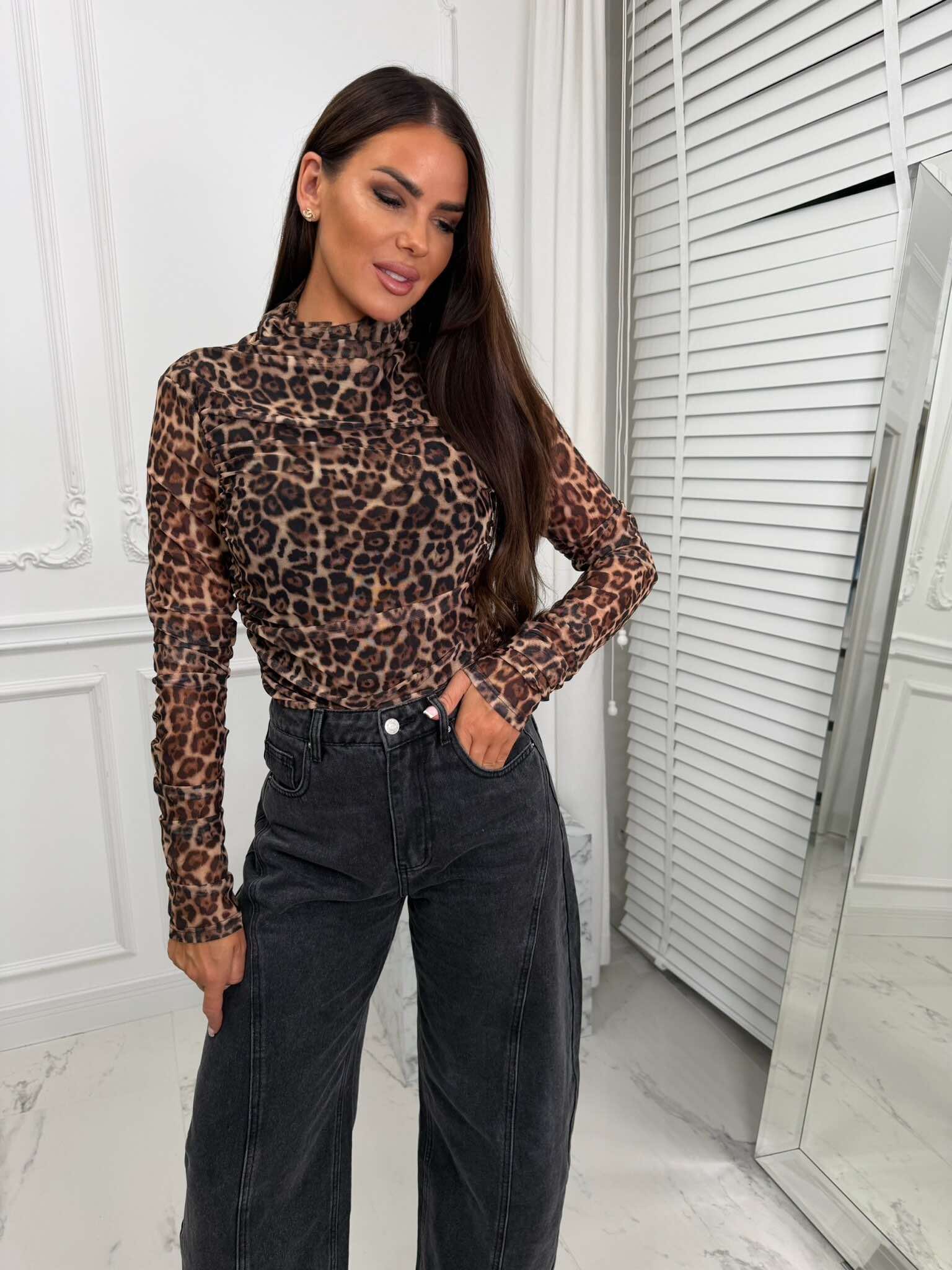Μπλούζα leopar print με διαφάνεια